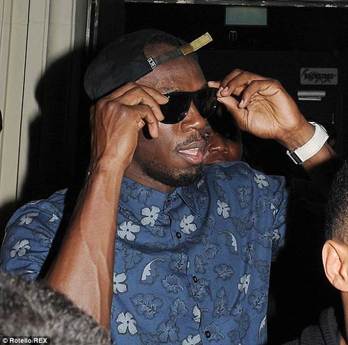 Usain Bolt ăn chơi thả phanh tại London - 4