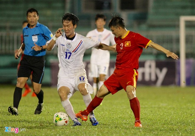 Minh Tuấn thăng hoa, tuyển Việt Nam thắng dễ SV Hàn Quốc