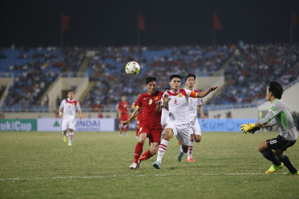Việt Nam vs Lào (3-0): Mở toang cửa bán kết