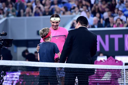 Nadal “tự sướng” khi đánh tennis siêu tốc - 4
