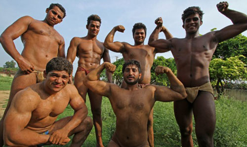 Kỳ lạ: Ngôi làng 90% đàn ông có cơ bắp như lực sĩ - 8