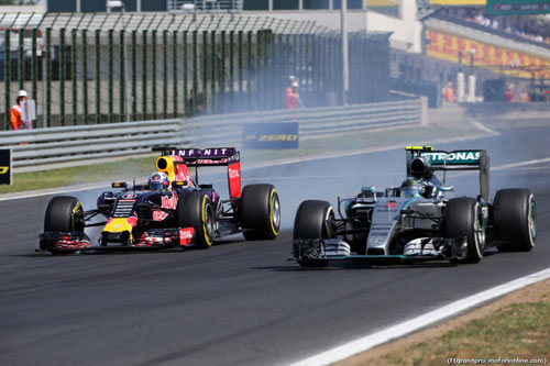 Hungarian GP: Podium không Mercedes - 3