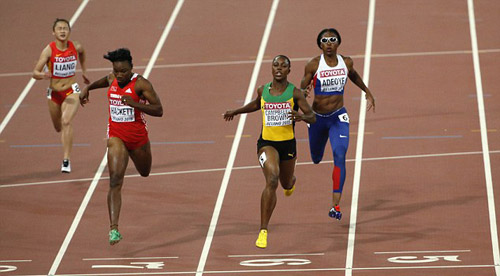 Vô địch thế giới vẫn chạy nhầm đường ở nội dung 200m - 6