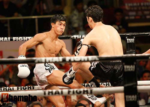 Duy Nhất đả bại võ sĩ Pháp trên sàn đấu Thai Fight - 4