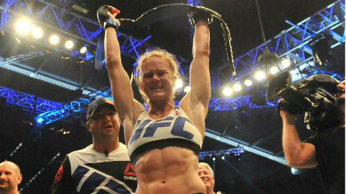 Holly Holm: Từ kẻ bị hắt hủi đến tân nữ hoàng UFC